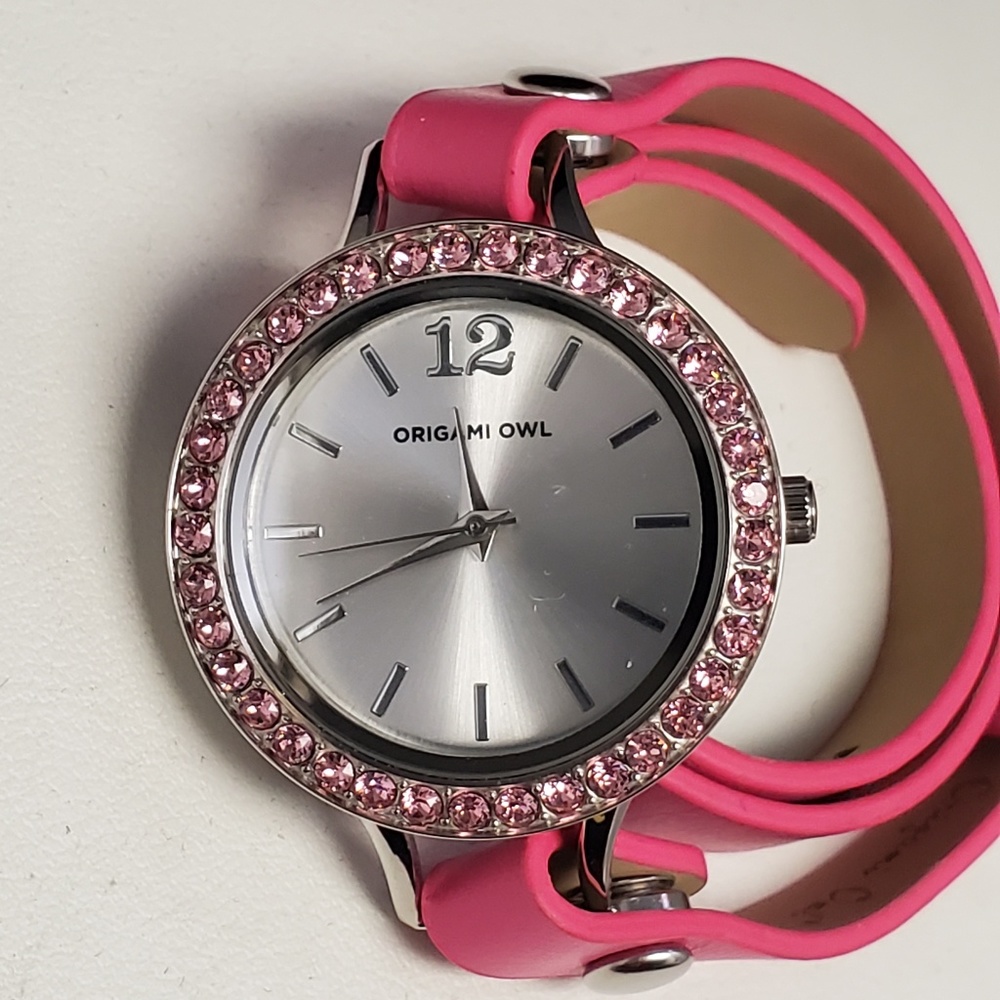 Origami Owl  Pink Twist Face Watch with 2 faces